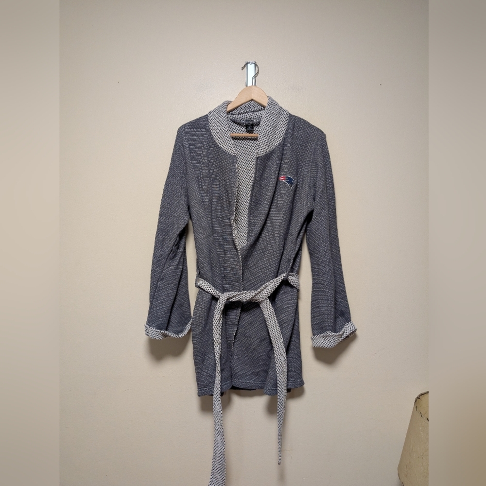 New England Patriots NFL Team Apparel Women’s Robe XL Gray Belted Sleepwear